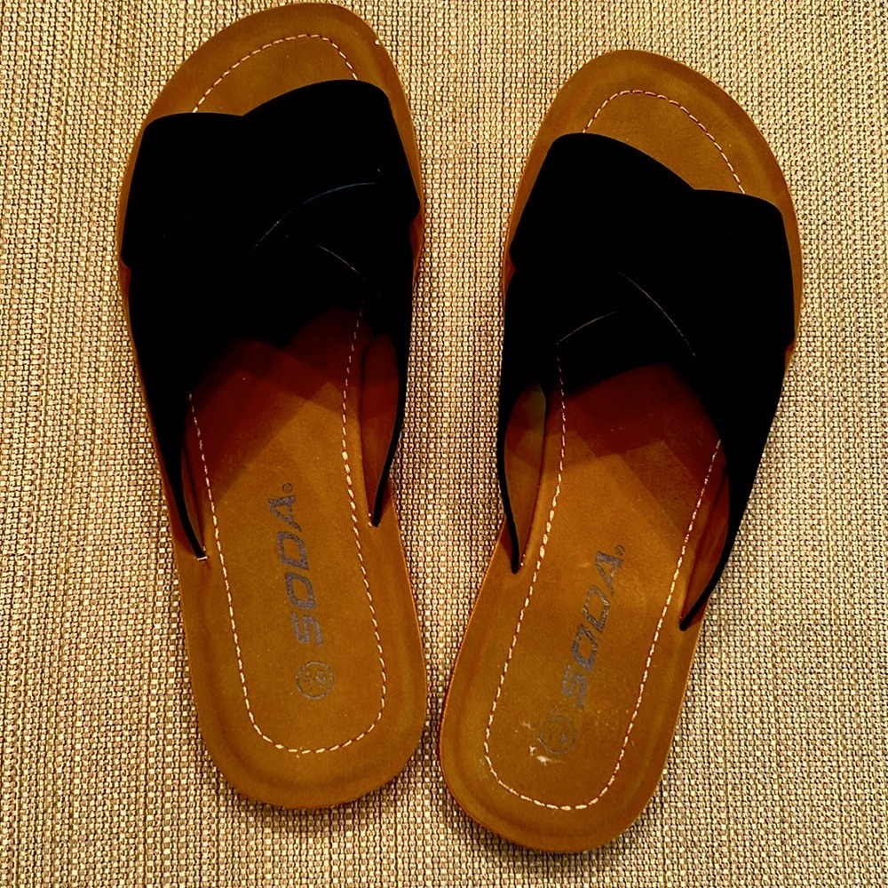 SODA sandals